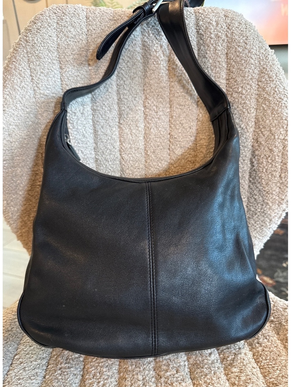 Stone Mountain Black Leather Shoulder Bag